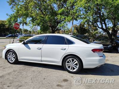 2020 Volkswagen Passat 2.0T SE - zdjęcie 8 z 50 - miniatura
