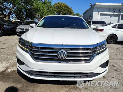 2020 Volkswagen Passat 2.0T SE - zdjęcie 17 z 50 - miniatura