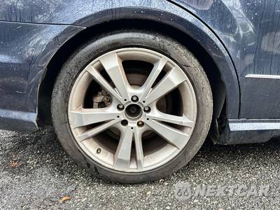 2012 Mercedes-Benz E 350 4MATIC Sedan - zdjęcie 19 z 22 - miniatura