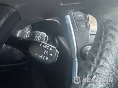 2015 Toyota Camry SE - zdjęcie 12 z 18 - miniatura