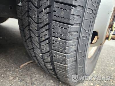 2008 Ford Super Duty F-350 Cab Chassis XL Regular Cab DRW - zdjęcie 31 z 37 - miniatura