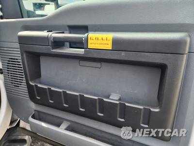 2014 Ford Super Duty F-450 Cab Chassis XL Regular Cab DRW - zdjęcie 12 z 43 - miniatura