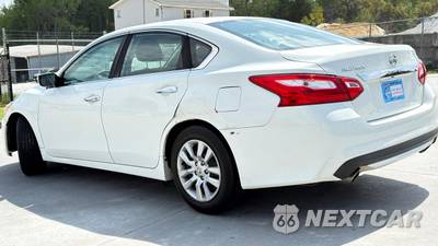 2016 Nissan Altima 2.5 S - zdjęcie 3 z 28 - miniatura