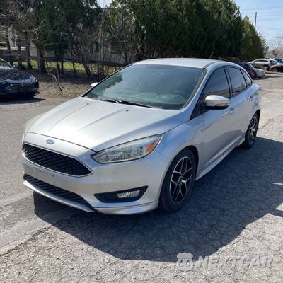 2015 Ford Focus SE Sedan - zdjęcie 2 z 65 - miniatura