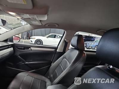 2020 Volkswagen Passat 2.0T SE - zdjęcie 18 z 32 - miniatura