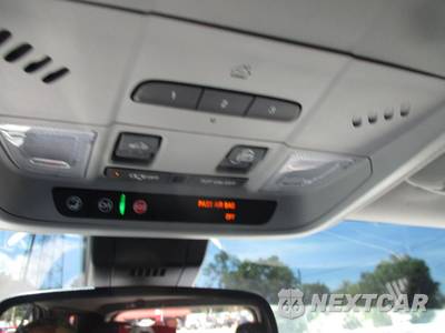 2018 Chevrolet Equinox Premier 2LZ - zdjęcie 26 z 28 - miniatura