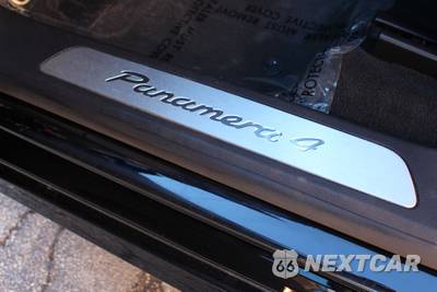 2015 Porsche Panamera 4 - zdjęcie 30 z 74 - miniatura