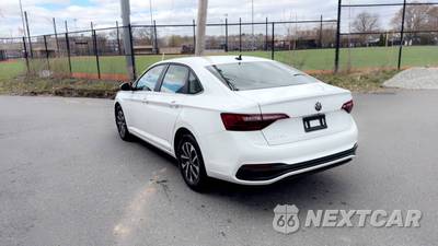 2024 Volkswagen Jetta S 4dr Sedan 8A - zdjęcie 18 z 46 - miniatura