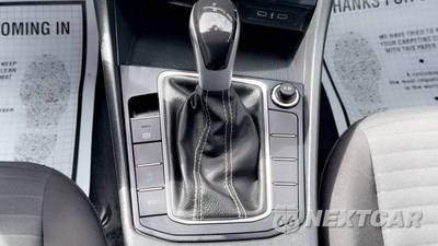 2024 Volkswagen Jetta S 4dr Sedan 8A - zdjęcie 30 z 46 - miniatura
