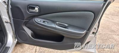 2006 Nissan Sentra 1.8 S - zdjęcie 12 z 20 - miniatura