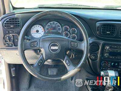 2006 Chevrolet TrailBlazer LT w/SS Pkg - zdjęcie 19 z 48 - miniatura