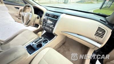 2014 Nissan Altima 2.5 S - zdjęcie 16 z 25 - miniatura