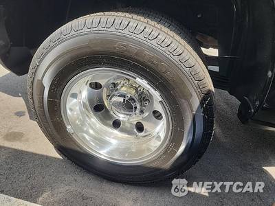2019 Ram 3500 Tradesman Crew Cab Long Bed DRW - zdjęcie 10 z 22 - miniatura