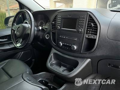 2018 Mercedes-Benz Metris Passenger Van 126.0" WB - zdjęcie 18 z 37 - miniatura