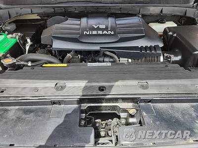 2018 Nissan TITAN SL Crew Cab Short Bed - zdjęcie 12 z 15 - miniatura