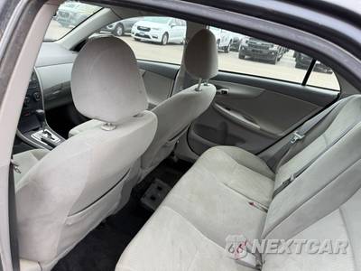 2010 Toyota Corolla LE - zdjęcie 9 z 21 - miniatura