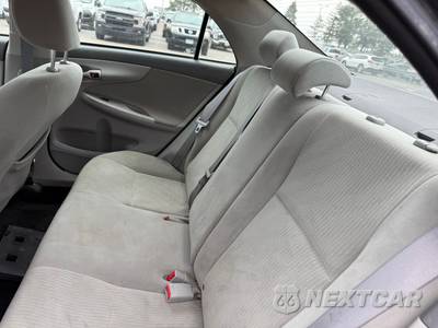 2010 Toyota Corolla LE - zdjęcie 10 z 21 - miniatura