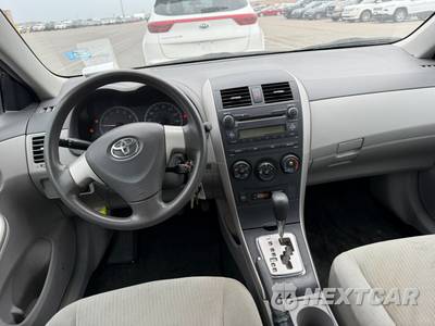 2010 Toyota Corolla LE - zdjęcie 12 z 21 - miniatura