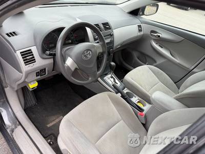 2010 Toyota Corolla LE - zdjęcie 13 z 21 - miniatura