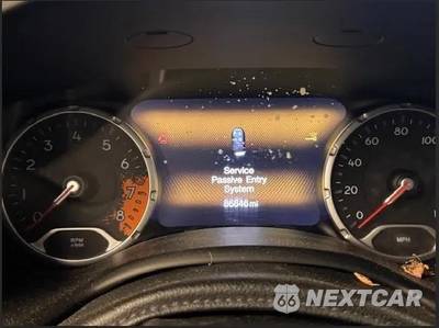 2015 Jeep Renegade Limited - zdjęcie 13 z 16 - miniatura