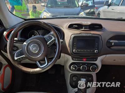 2015 Jeep Renegade Limited - zdjęcie 10 z 16 - miniatura