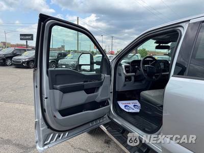 2023 Ford Super Duty F-250 XLT Crew Cab Medium Bed - zdjęcie 12 z 74 - miniatura