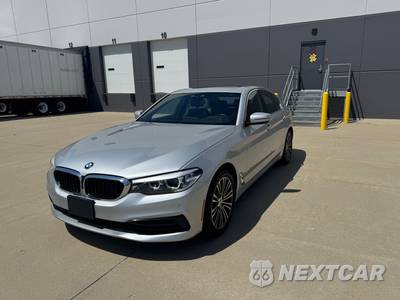 2020 BMW 5 Series Sedan 530i xDrive - zdjęcie 1 z 32 - miniatura
