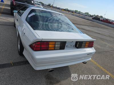 1992 Chevrolet Camaro RS Coupe - zdjęcie 16 z 19 - miniatura