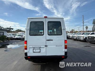 2003 Dodge Sprinter 2500 Cargo Van Standard Roof 140.0" WB - zdjęcie 6 z 19 - miniatura