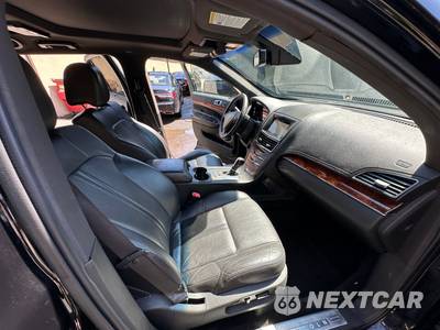 2017 Lincoln MKT w/Livery Pkg - zdjęcie 17 z 22 - miniatura