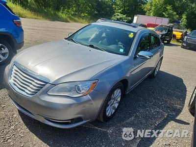 2013 Chrysler 200 Limited Sedan - zdjęcie 1 z 21 - miniatura