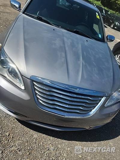 2013 Chrysler 200 Limited Sedan - zdjęcie 2 z 21 - miniatura
