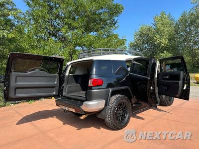 2007 Toyota FJ Cruiser Base - zdjęcie 29 z 105 - miniatura