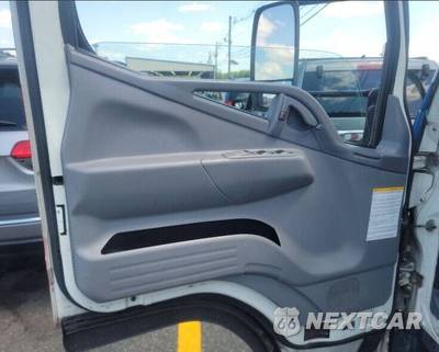 2010 Mitsubishi Fuso - zdjęcie 21 z 24 - miniatura