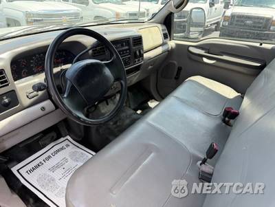 2000 Ford Super Duty F-450 Cab Chassis XL Regular Cab DRW - zdjęcie 12 z 15 - miniatura