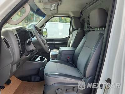 2013 Nissan NV2500 HD Cargo SV Standard Roof 146.1" WB - zdjęcie 13 z 22 - miniatura