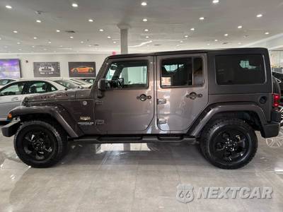 2014 Jeep Wrangler Unlimited Sahara - zdjęcie 2 z 26 - miniatura