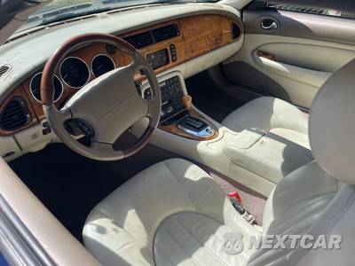2003 Jaguar XK8 Convertible - zdjęcie 9 z 27 - miniatura