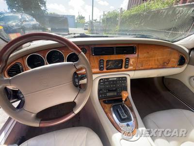 2003 Jaguar XK8 Convertible - zdjęcie 12 z 27 - miniatura