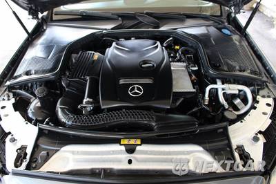 2018 Mercedes-Benz C 300 Sedan - zdjęcie 46 z 49 - miniatura