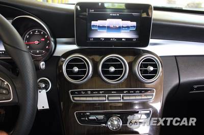 2018 Mercedes-Benz C 300 Sedan - zdjęcie 40 z 49 - miniatura