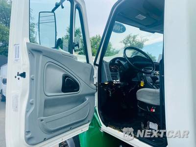 2006 International 4300 - zdjęcie 18 z 37 - miniatura