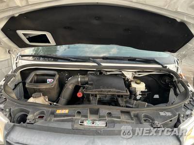2019 Mercedes-Benz Sprinter 1500 Cargo Van Standard Roof 144.0" WB - zdjęcie 20 z 48 - miniatura