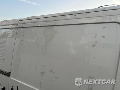 2019 Mercedes-Benz Sprinter 1500 Cargo Van Standard Roof 144.0" WB - zdjęcie 45 z 48 - miniatura