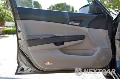 2012 Honda Accord Sedan LX Premium - zdjęcie 16 z 50 - miniatura