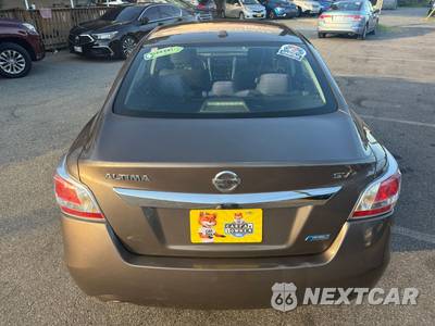 2014 Nissan Altima 2.5 SV - zdjęcie 20 z 115 - miniatura