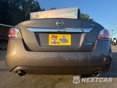2014 Nissan Altima 2.5 SV - zdjęcie 23 z 115 - miniatura