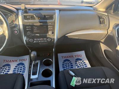 2014 Nissan Altima 2.5 SV - zdjęcie 54 z 115 - miniatura