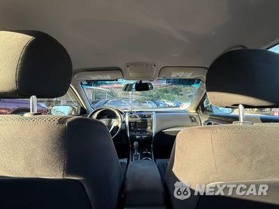2014 Nissan Altima 2.5 SV - zdjęcie 57 z 115 - miniatura