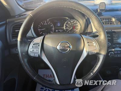 2014 Nissan Altima 2.5 SV - zdjęcie 80 z 115 - miniatura